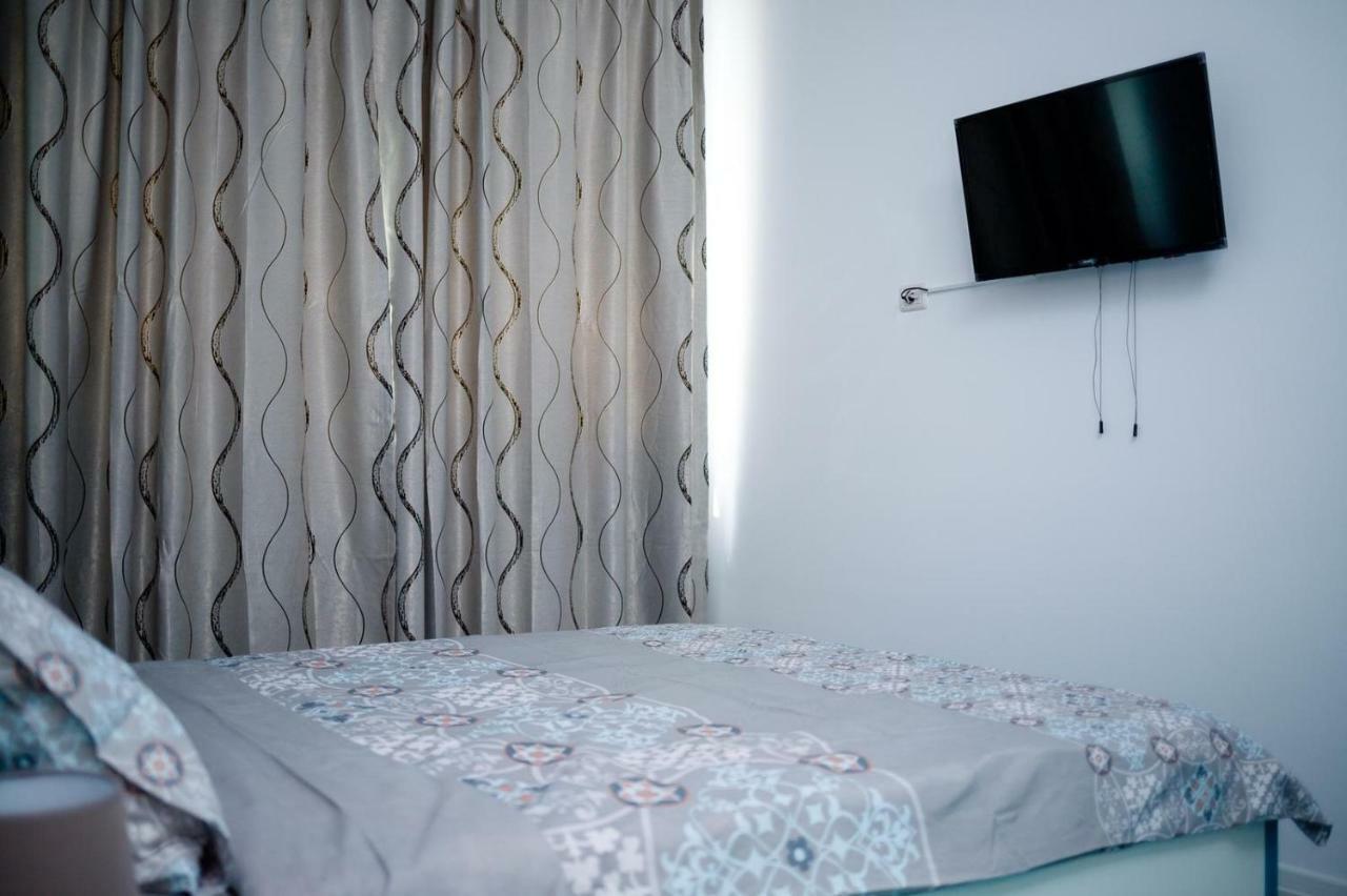 Apartament The Best Comfort นาโวดาริ ภายนอก รูปภาพ